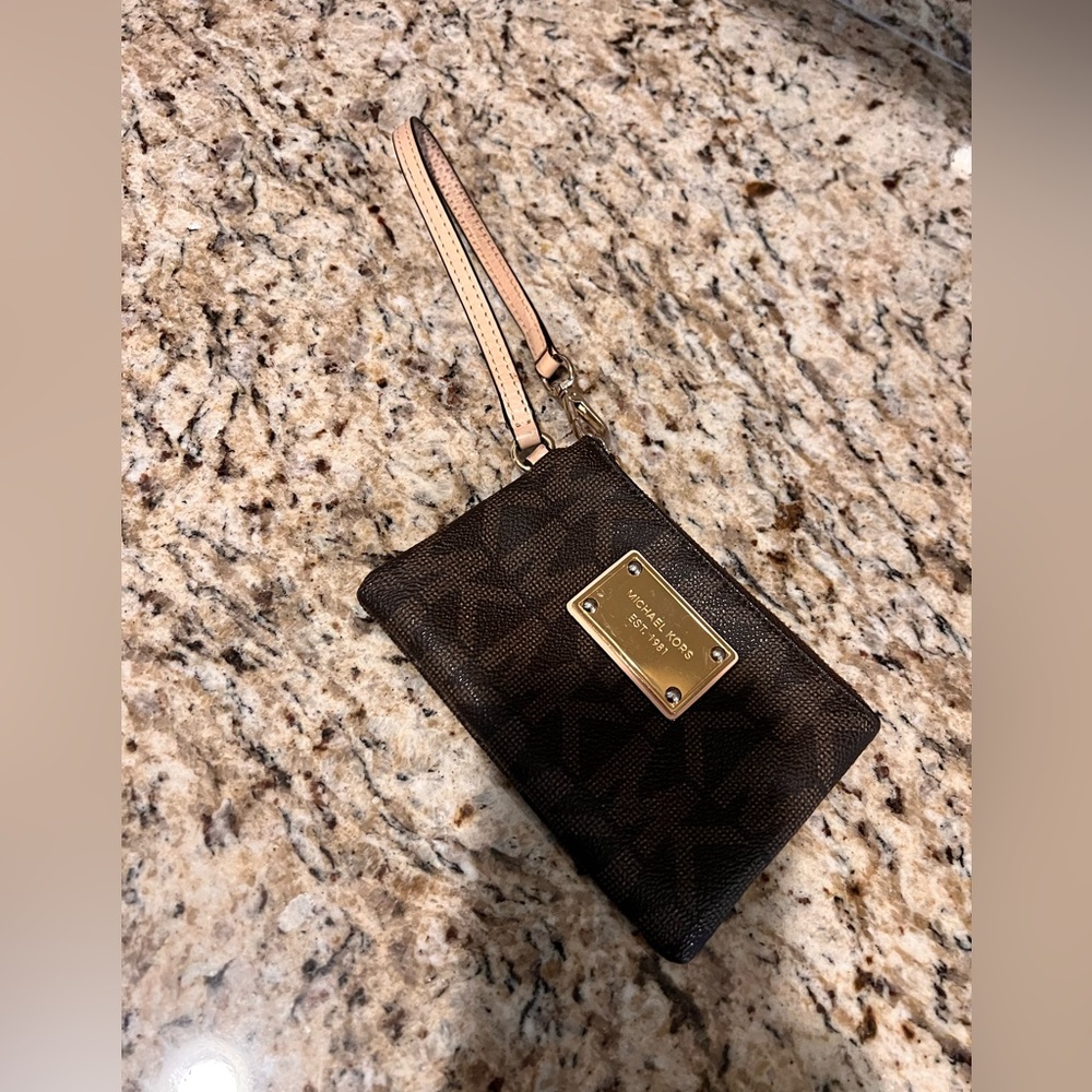 Michael Kors Wristlet